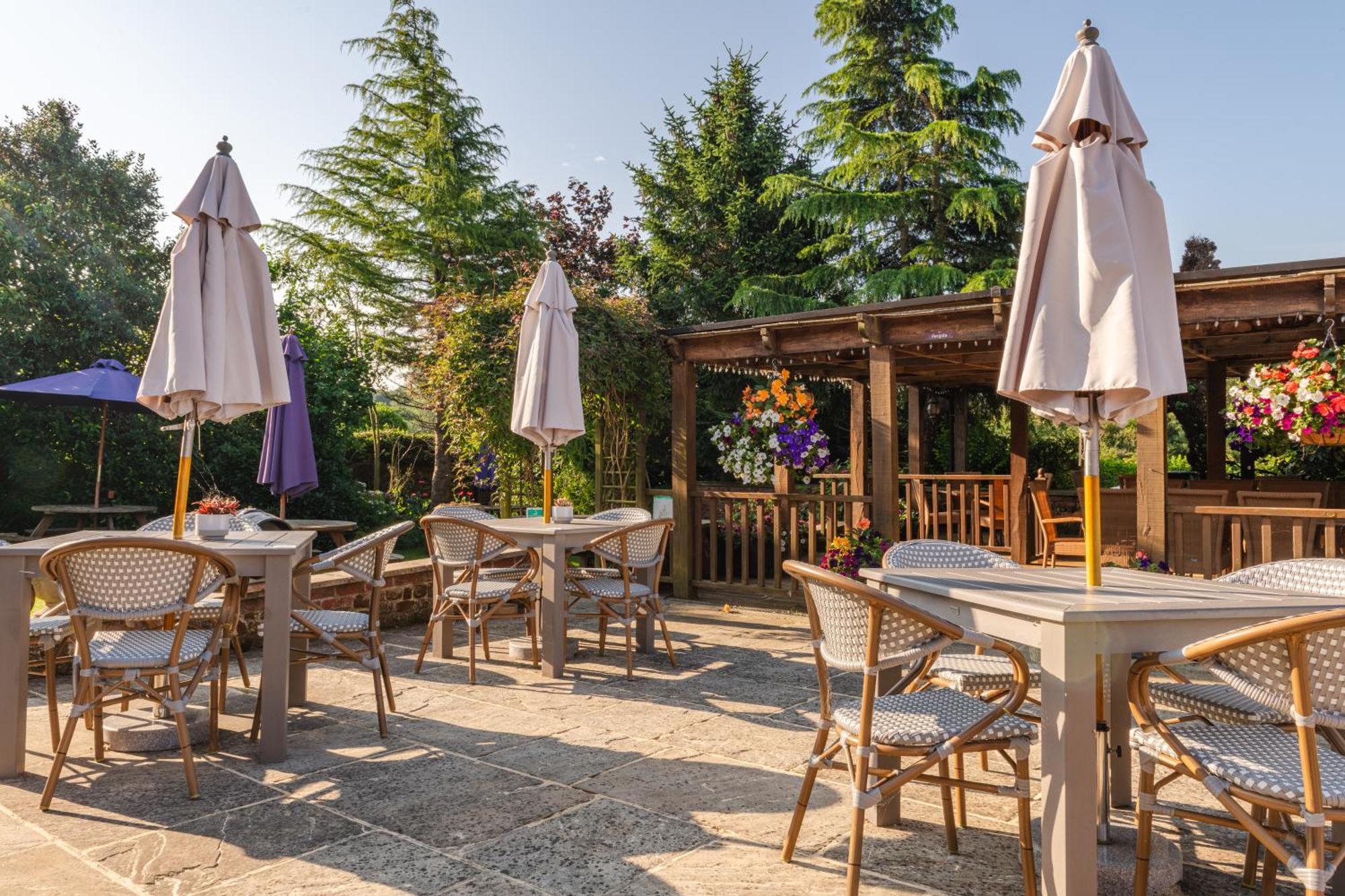 The King William IV Country Inn & Restaurant Sedgeford Exterior photo